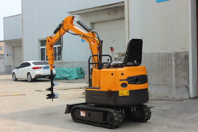 超小型挖掘機(jī)操作